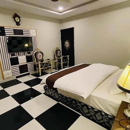 Golden Sand Hotel Rahim Yar Khan 外观 照片
