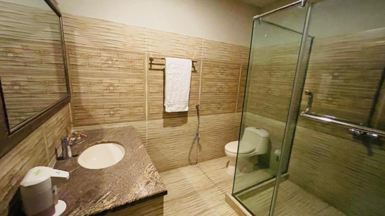 Golden Sand Hotel Rahim Yar Khan 外观 照片