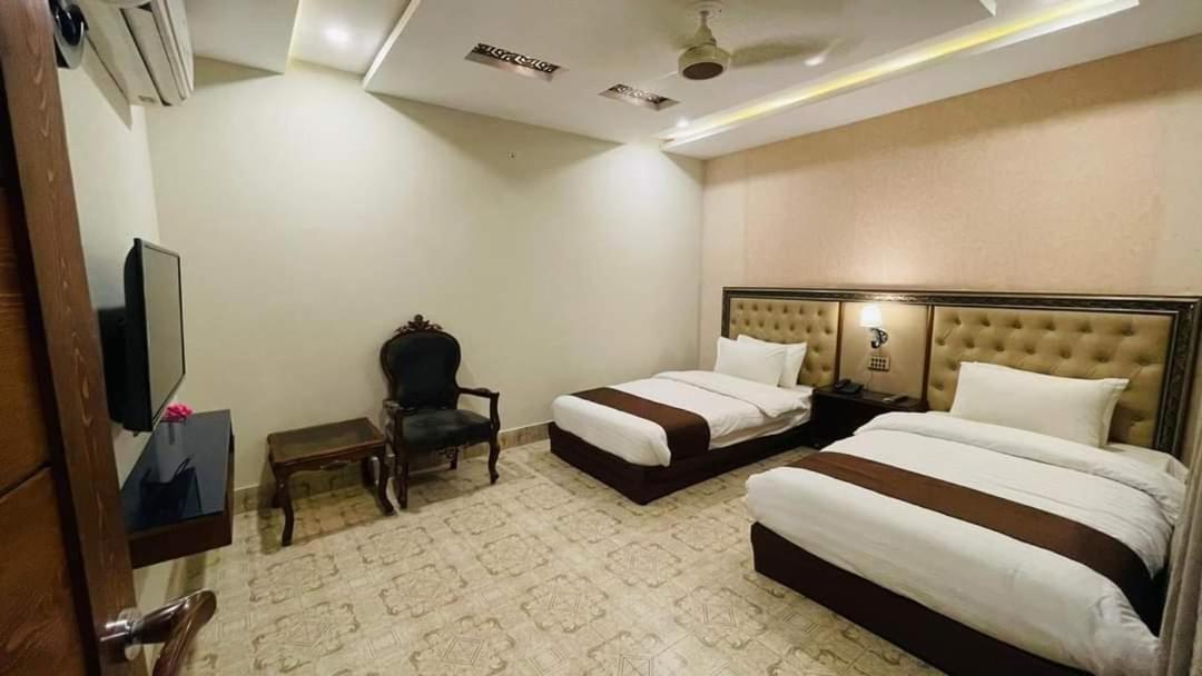 Golden Sand Hotel Rahim Yar Khan 外观 照片
