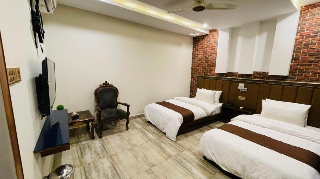 Golden Sand Hotel Rahim Yar Khan 外观 照片