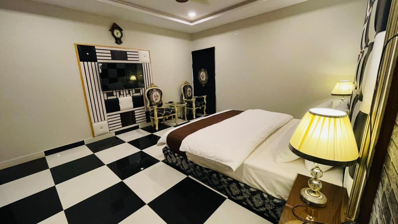 Golden Sand Hotel Rahim Yar Khan 外观 照片