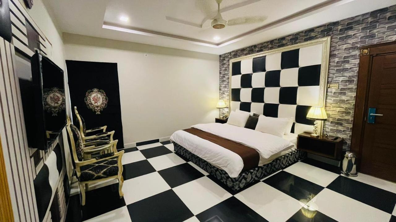 Golden Sand Hotel Rahim Yar Khan 外观 照片